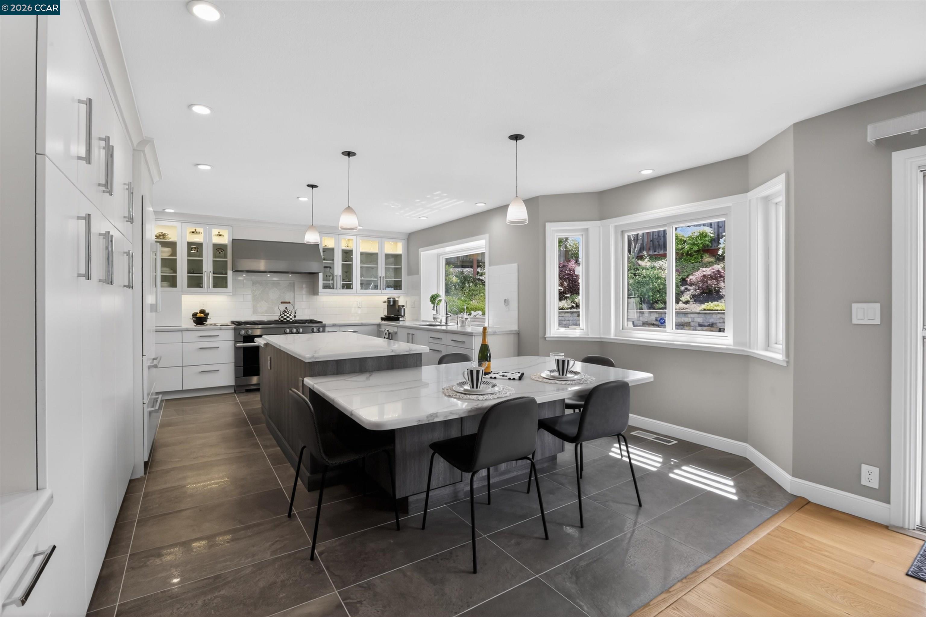 22 Williams Dr