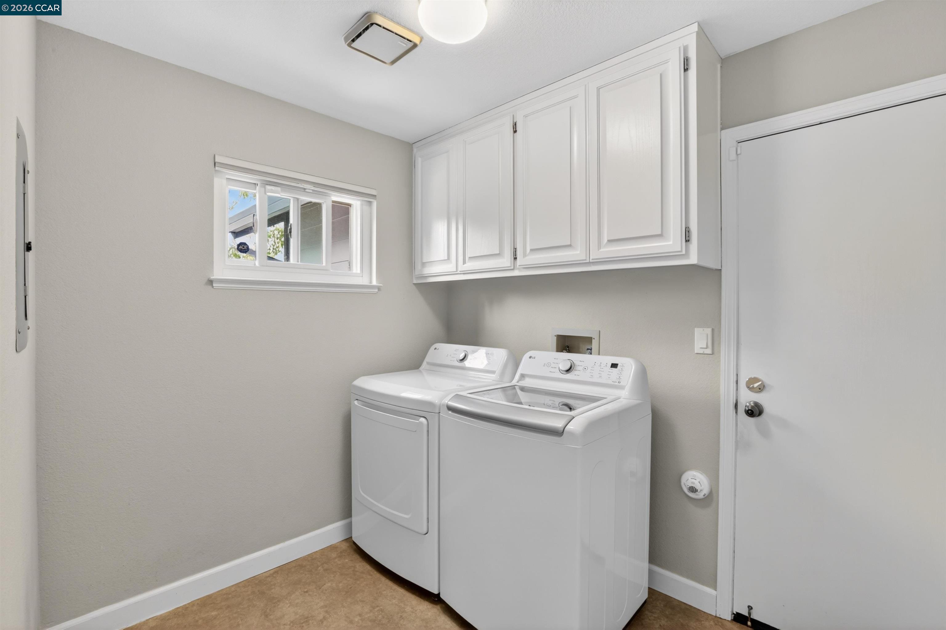 22 Williams Dr