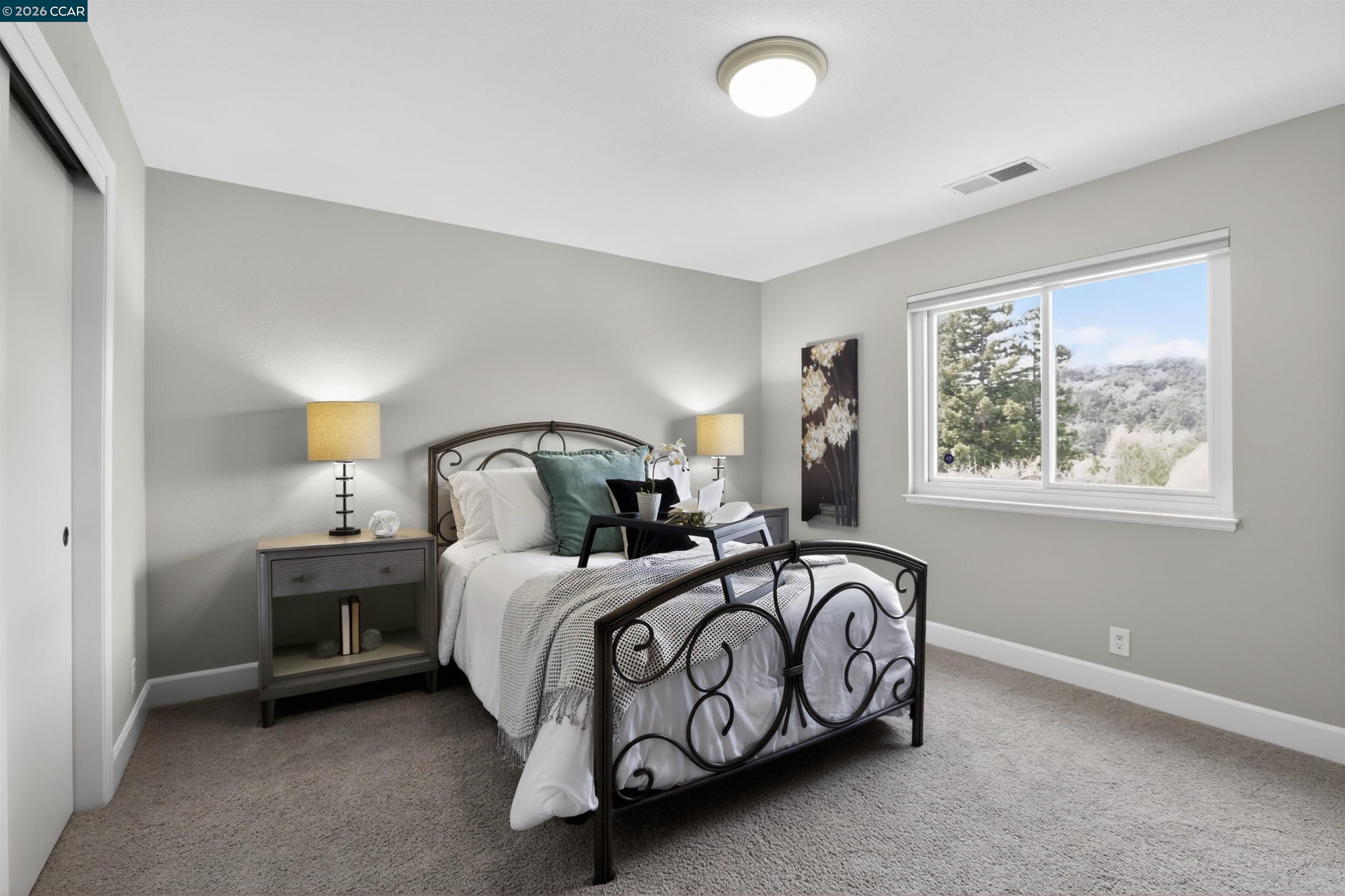 22 Williams Dr