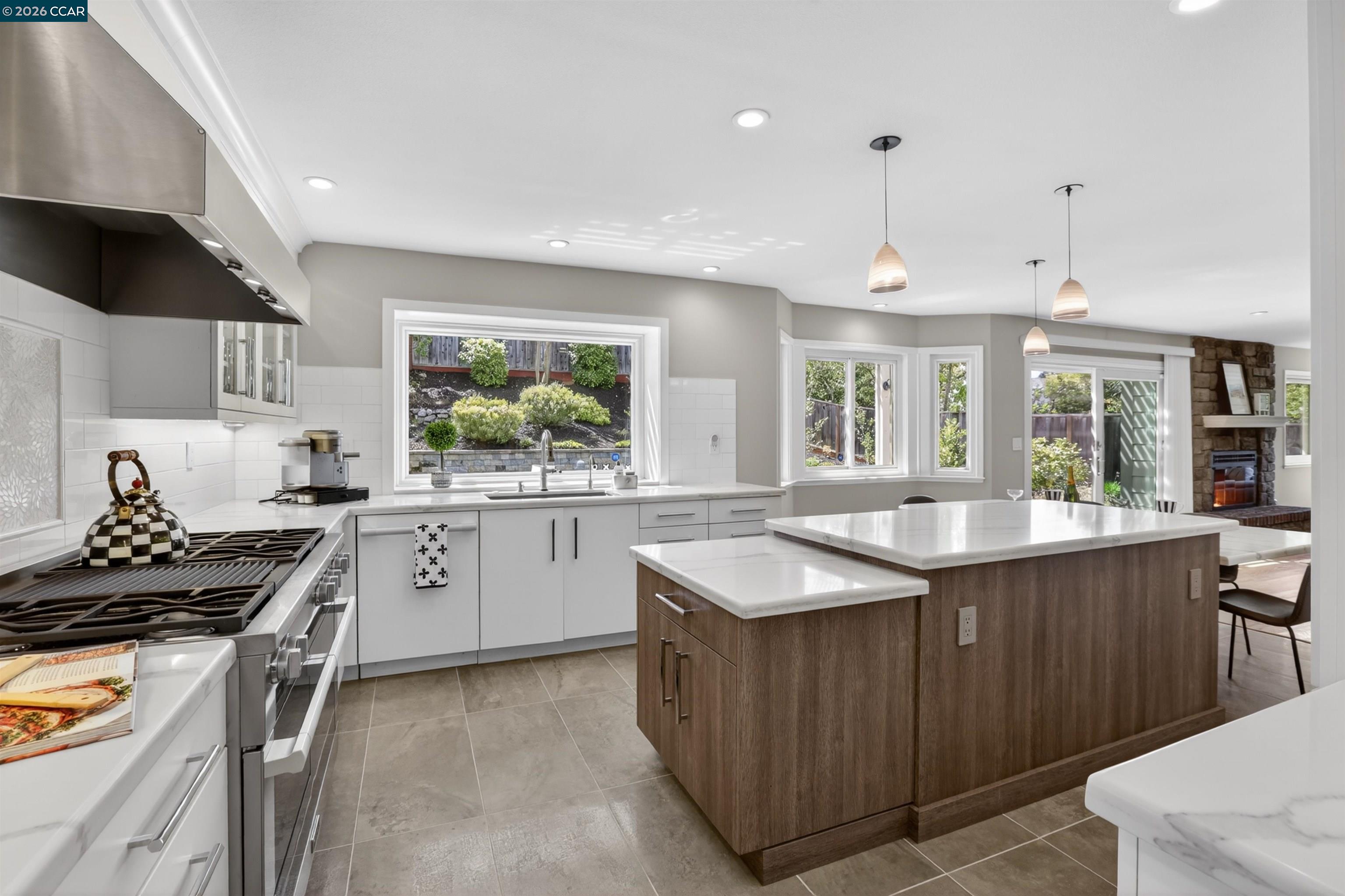22 Williams Dr