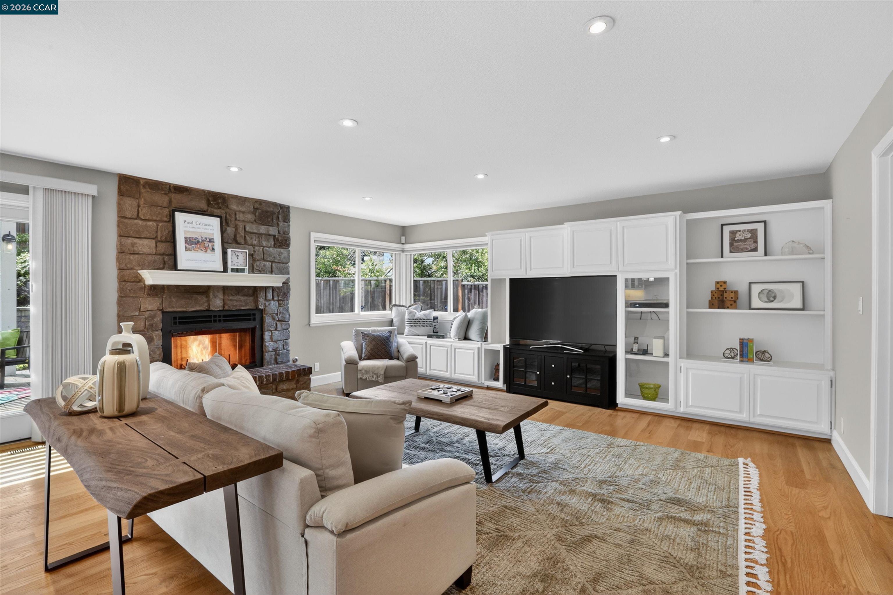 22 Williams Dr