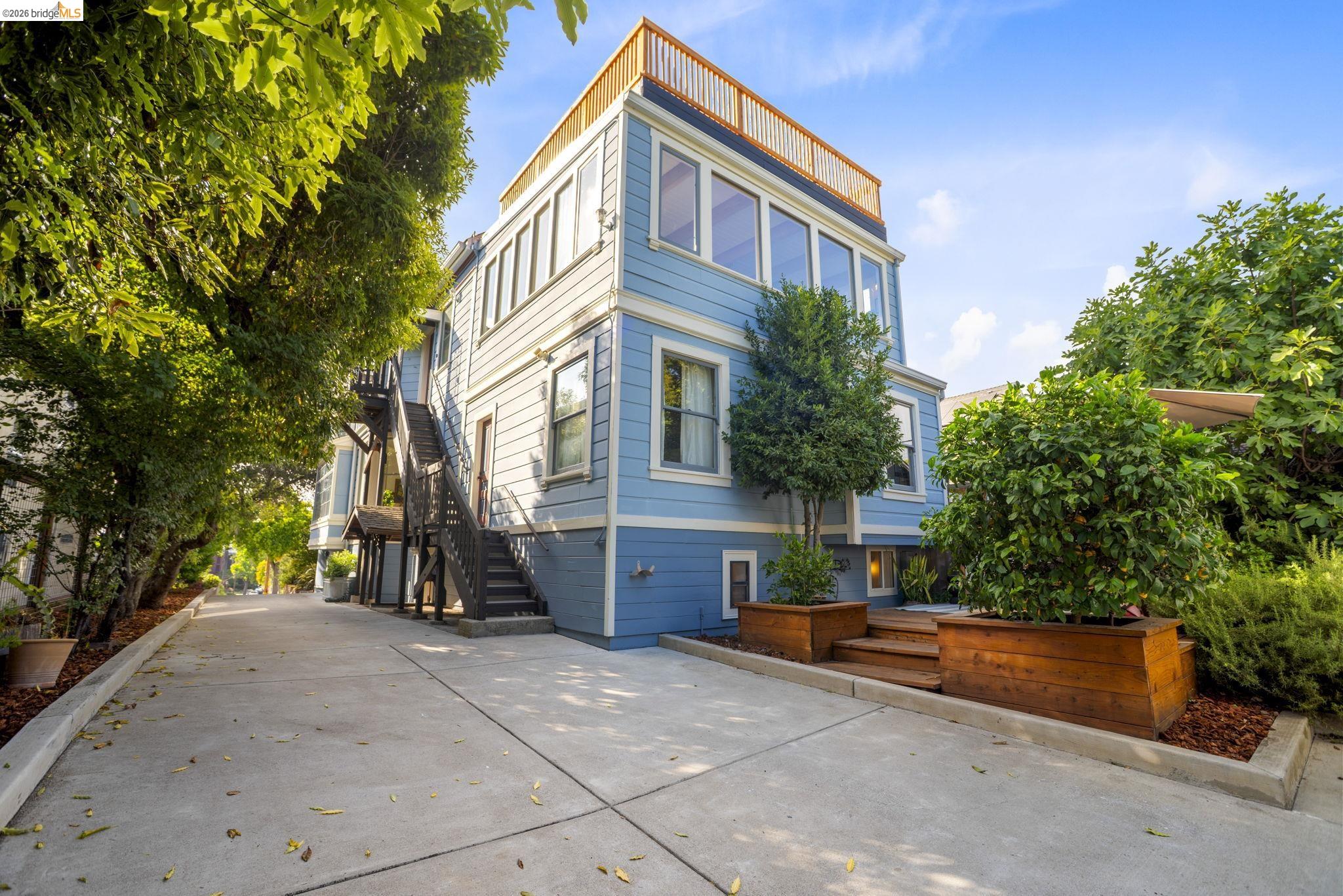 550 Vernon St