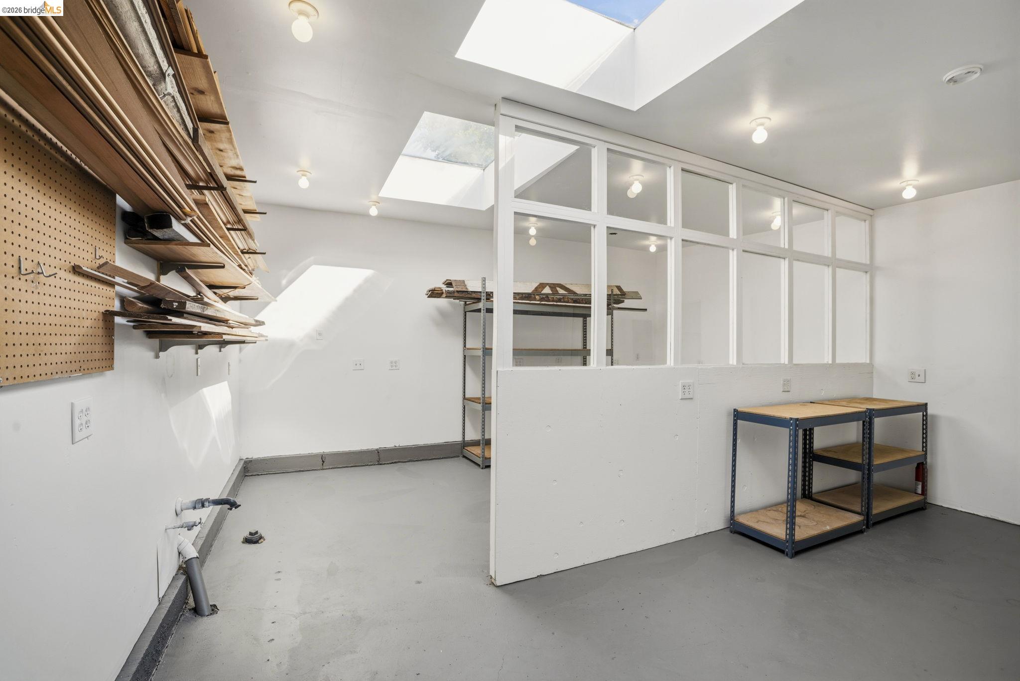 550 Vernon St