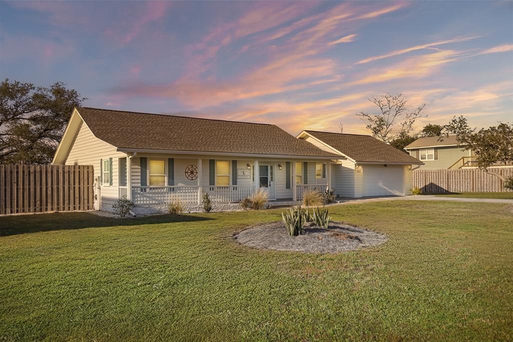 229 Balboa St, Port St. Joe 32456