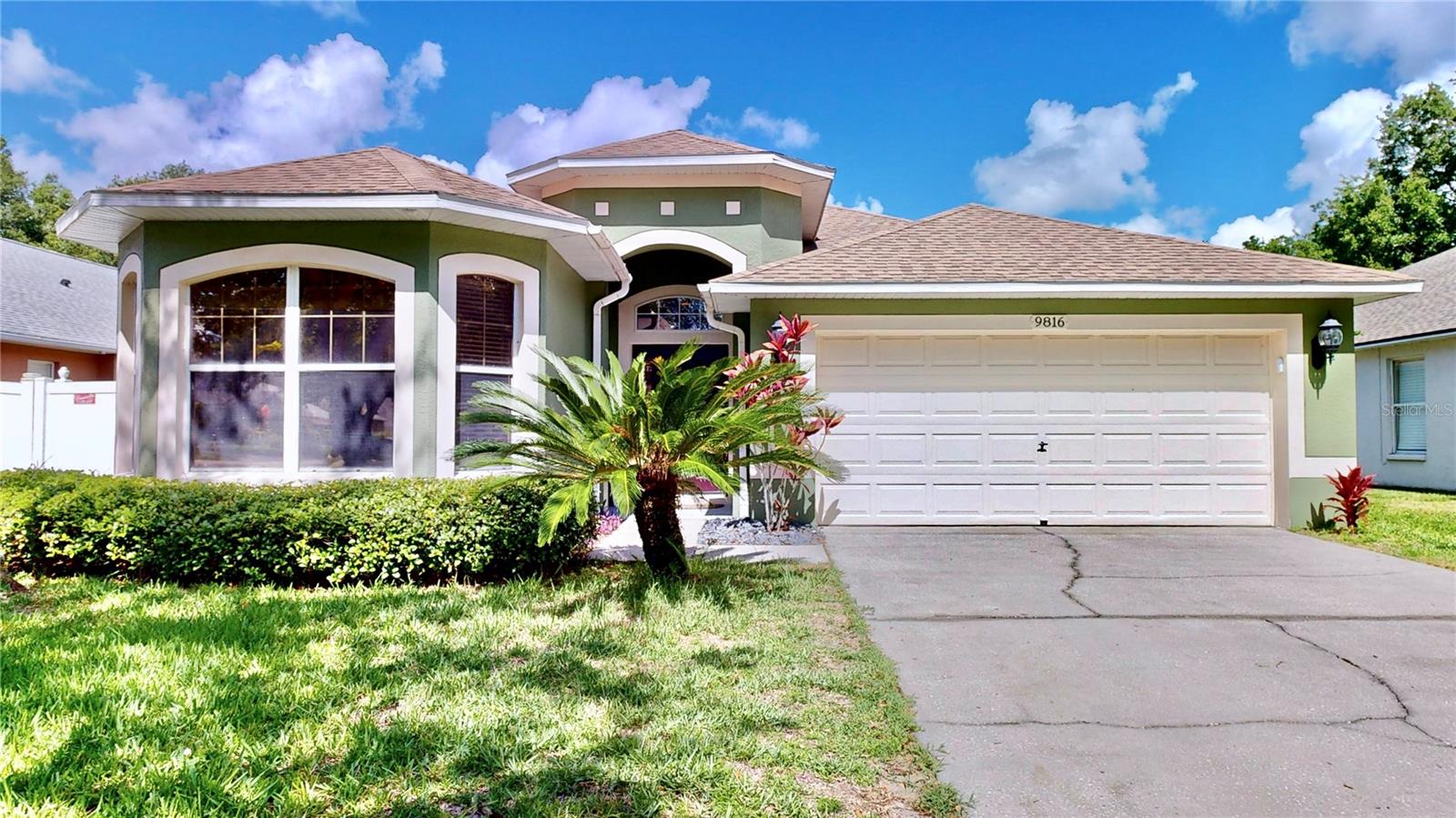 9816 LAUREL LEDGE DR