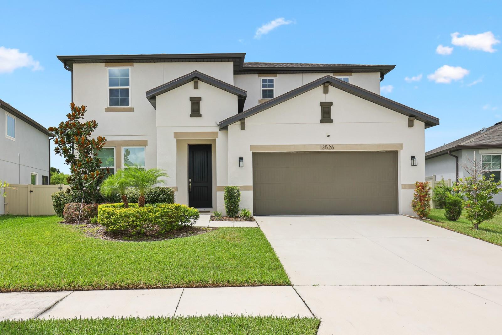 13526 PALMERA VISTA DR
