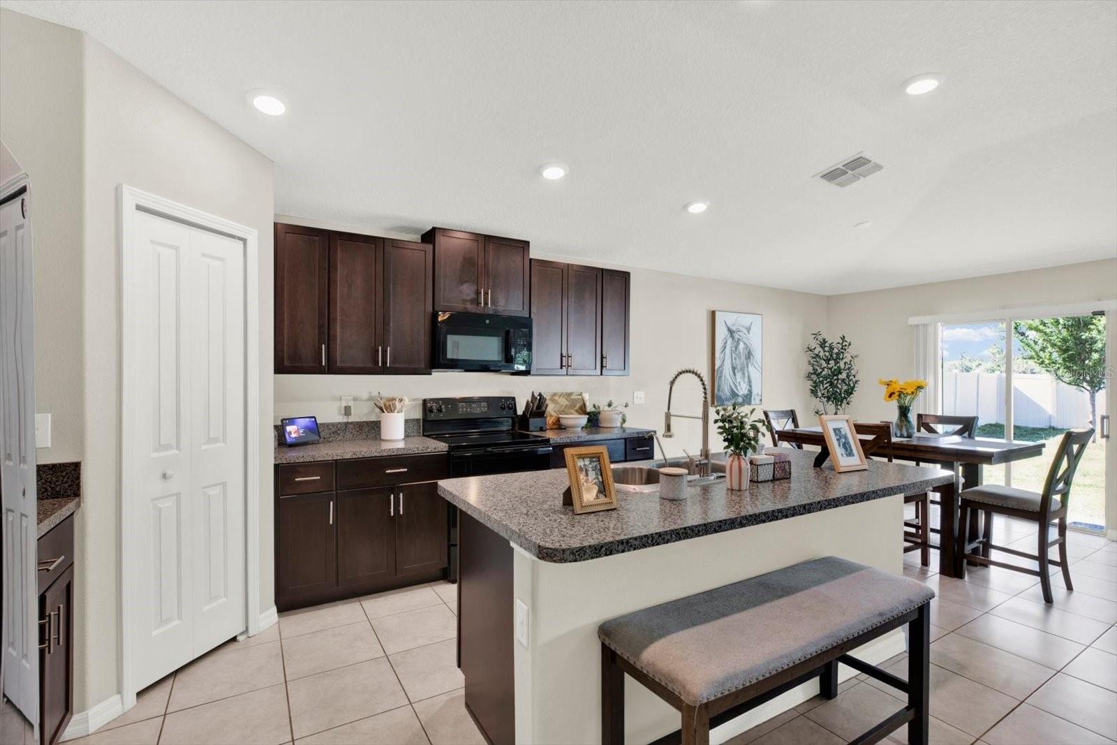 4475 ETERNAL PRINCE DR