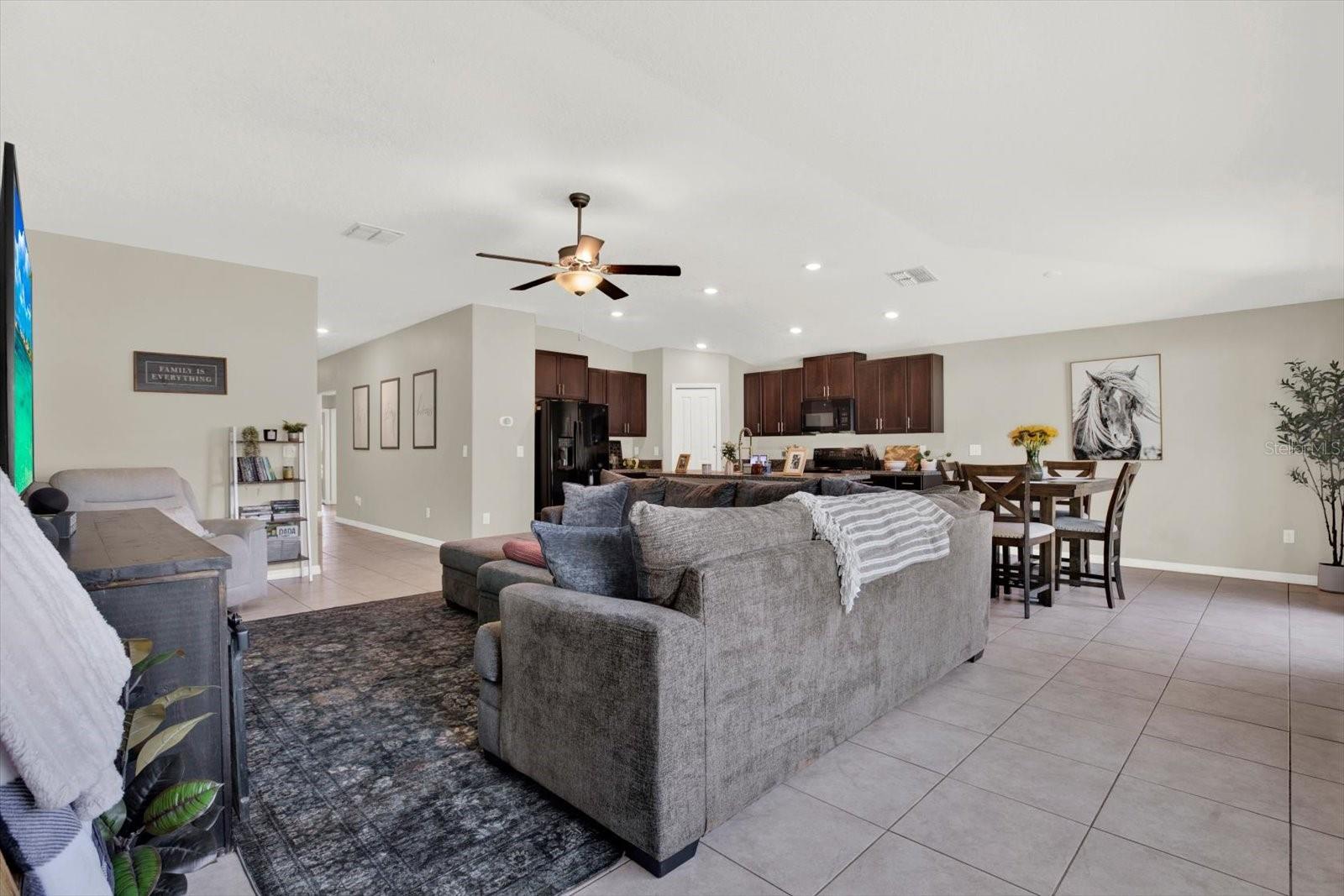 4475 ETERNAL PRINCE DR