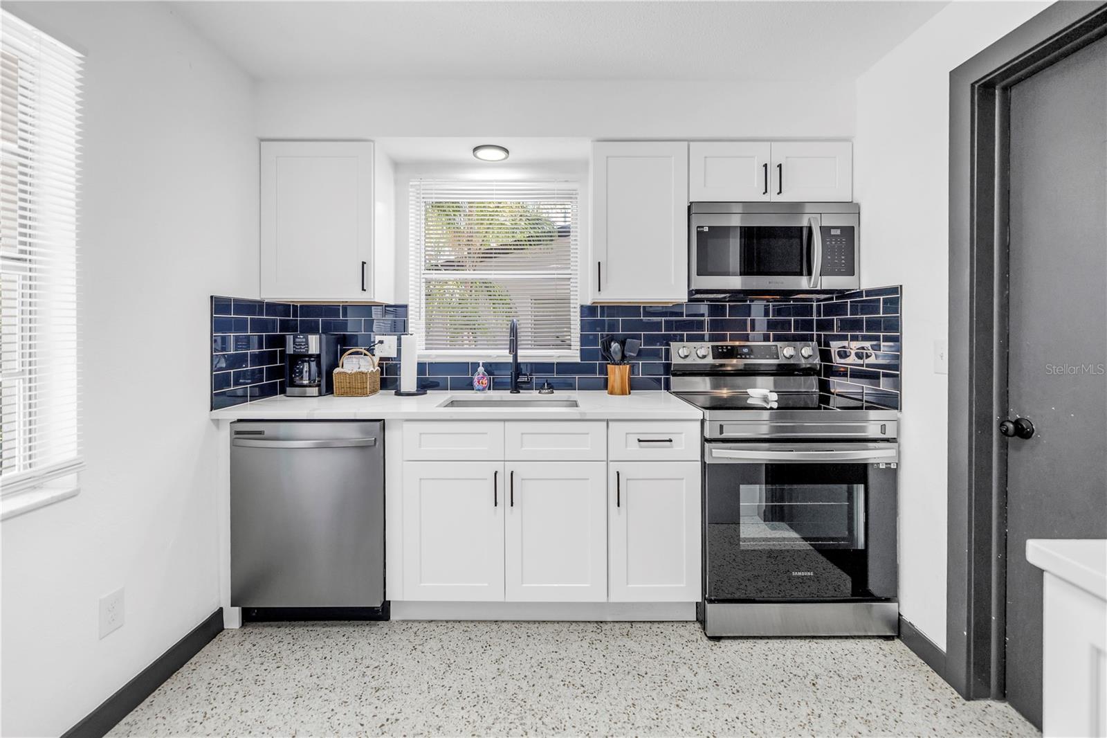3518 POCAHONTAS DR