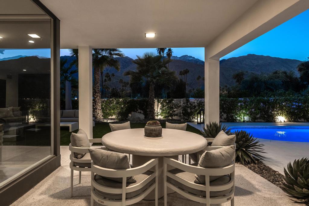 2355 S Yosemite Drive