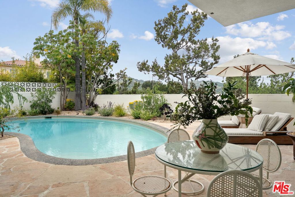 11513 Dona Cecilia Drive