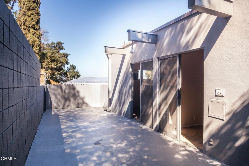 6827 Pacific View Drive