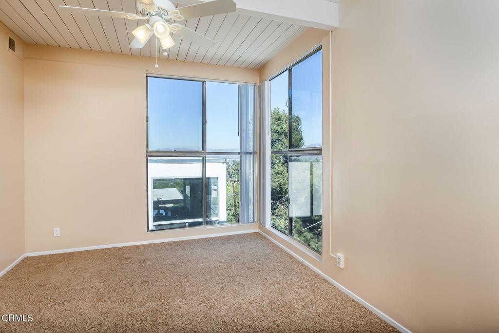 6827 Pacific View Drive