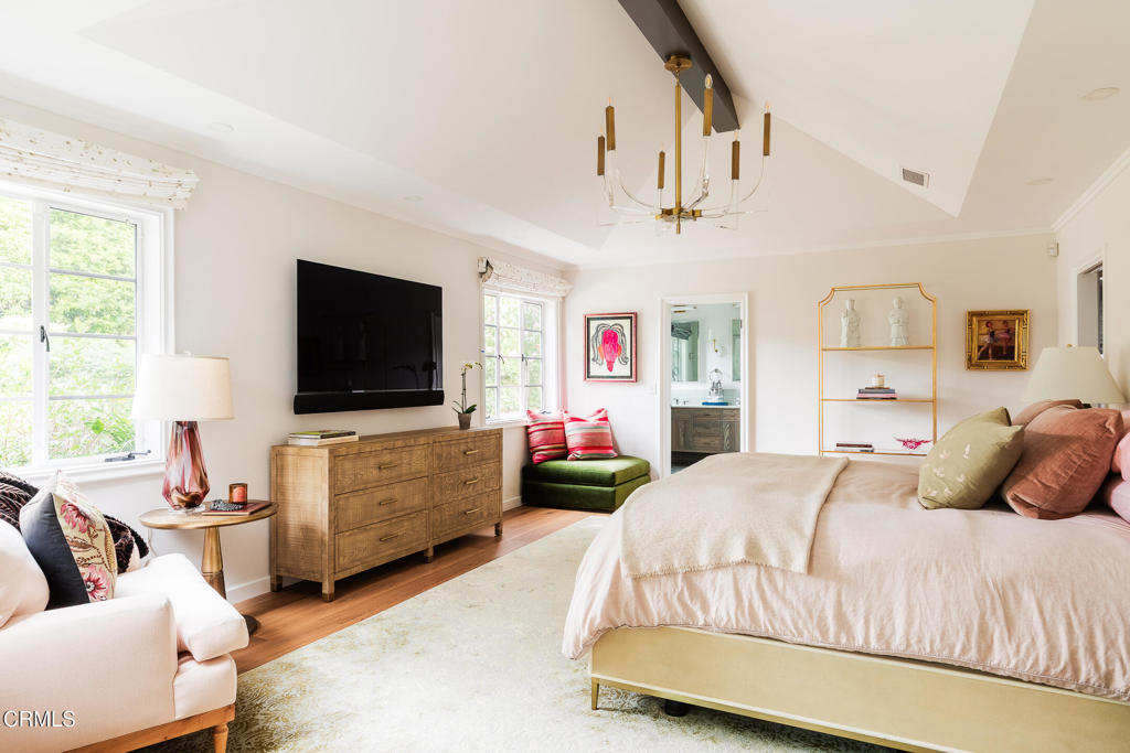 154 S Arroyo Boulevard