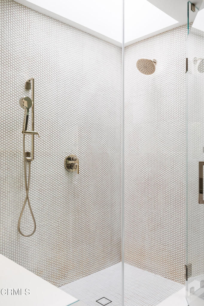 154 S Arroyo Boulevard