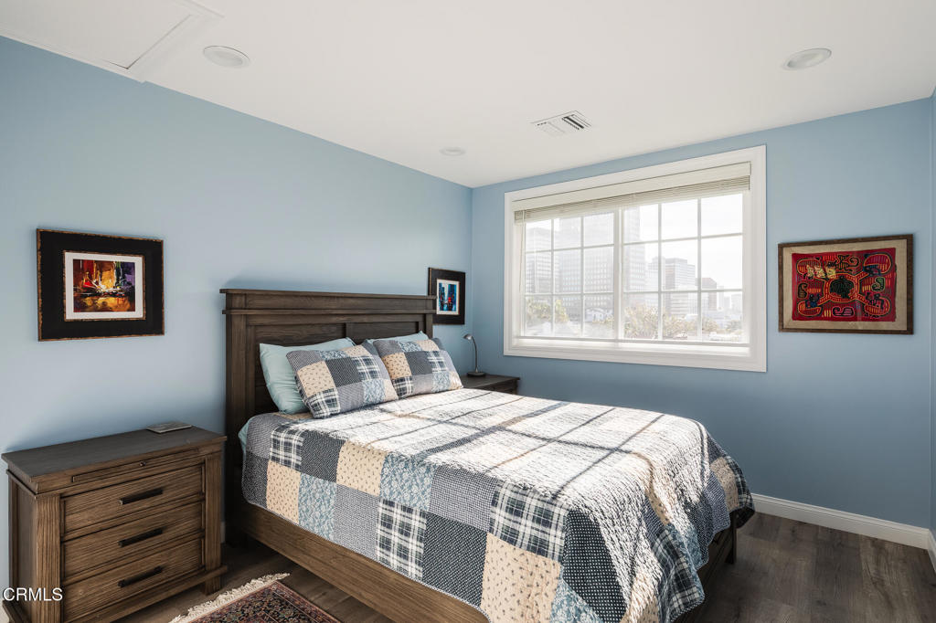 10785 Weyburn Avenue