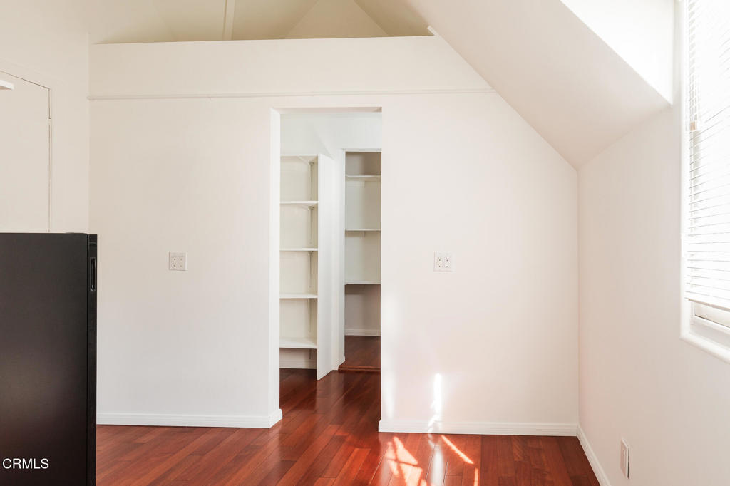 10785 Weyburn Avenue