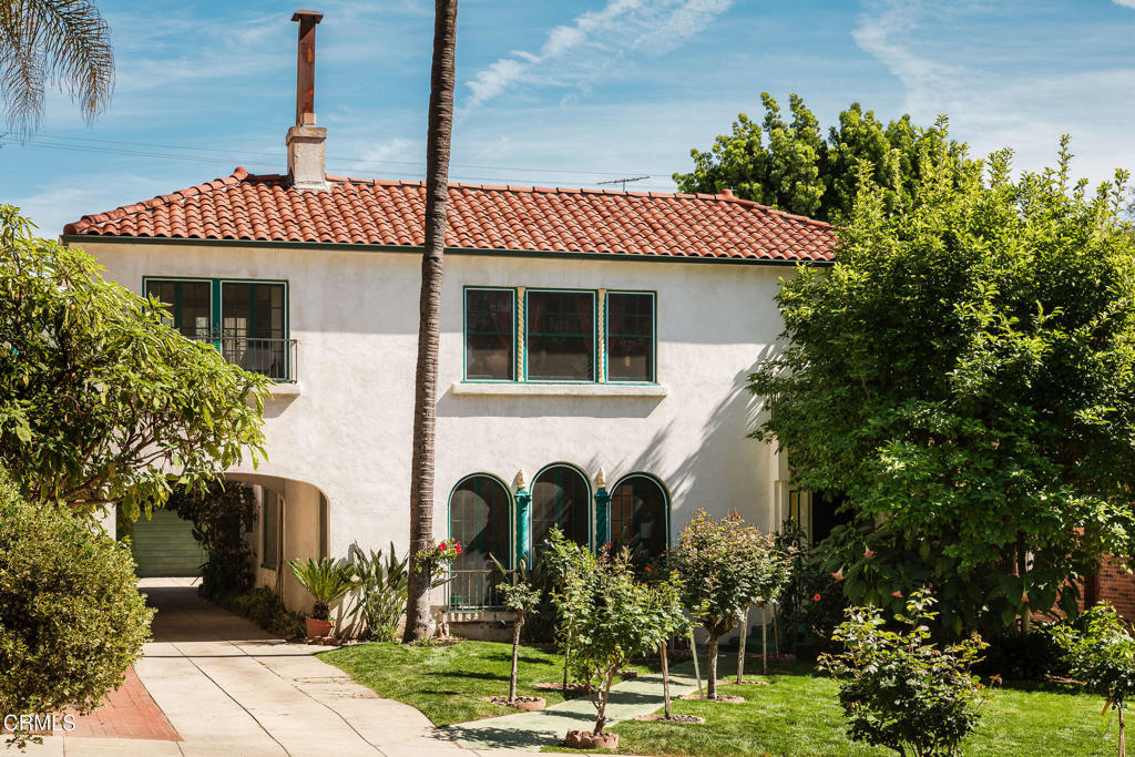 1266 Flores Street
