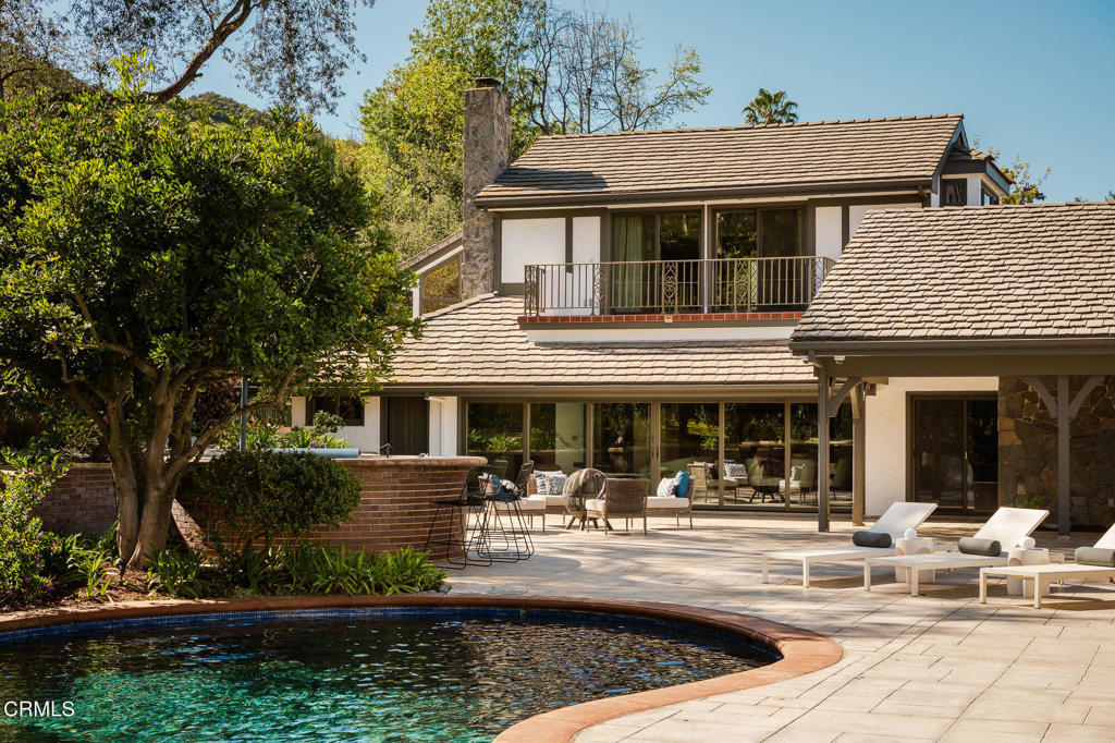 860 Flintridge Avenue