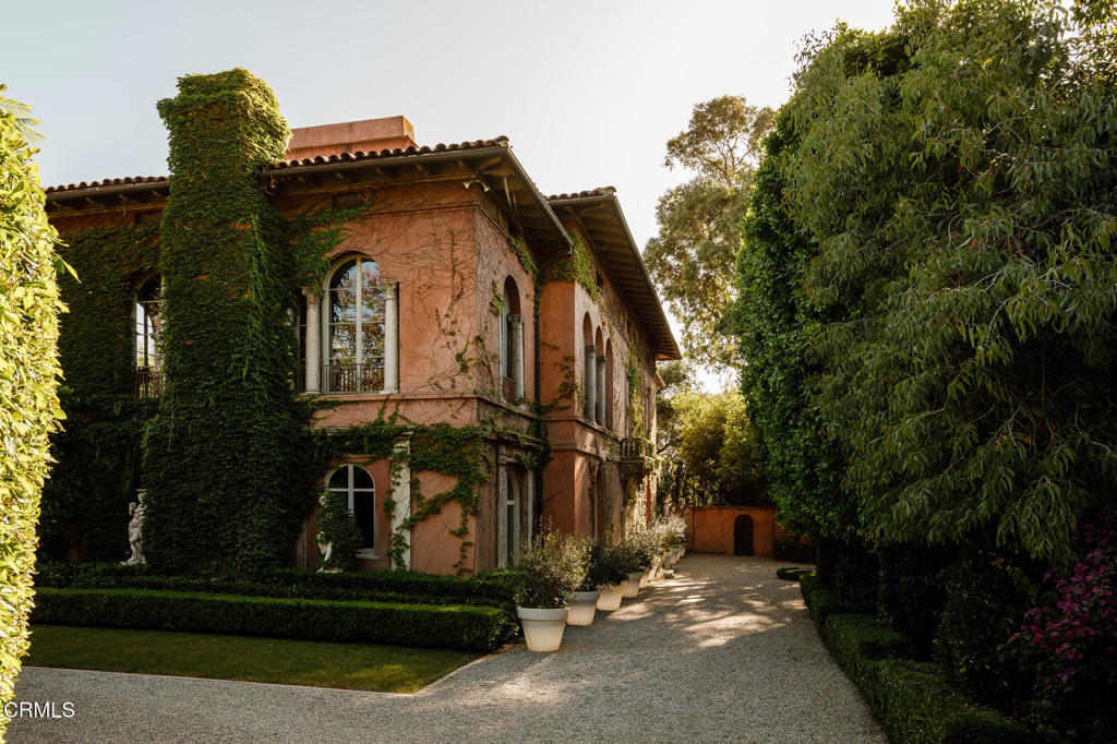 225 Grand Avenue