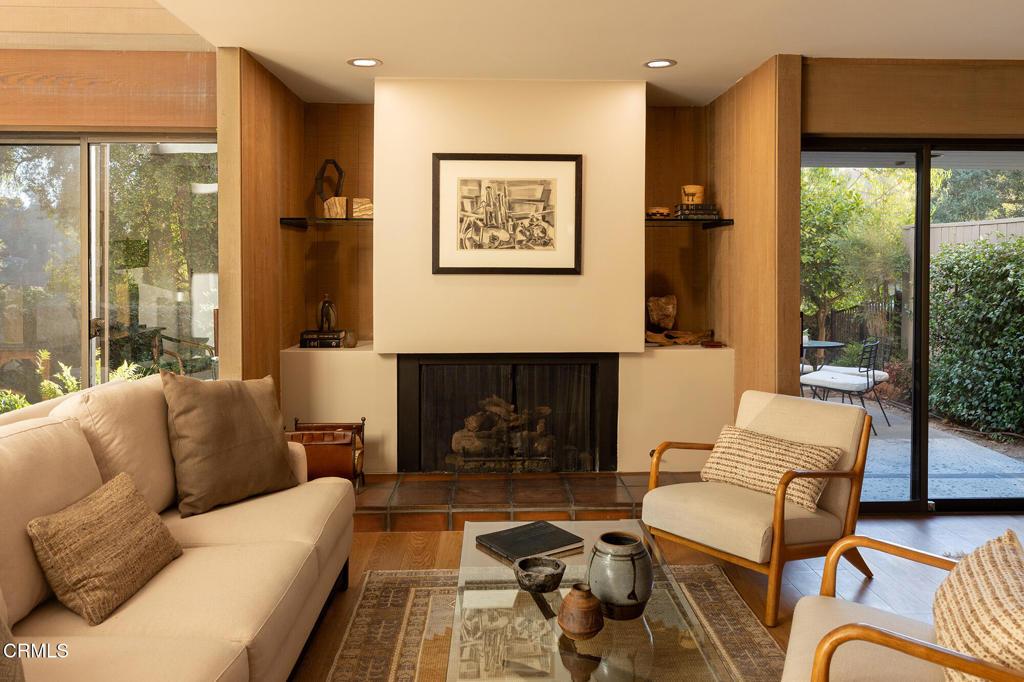 200 Arroyo Terrace