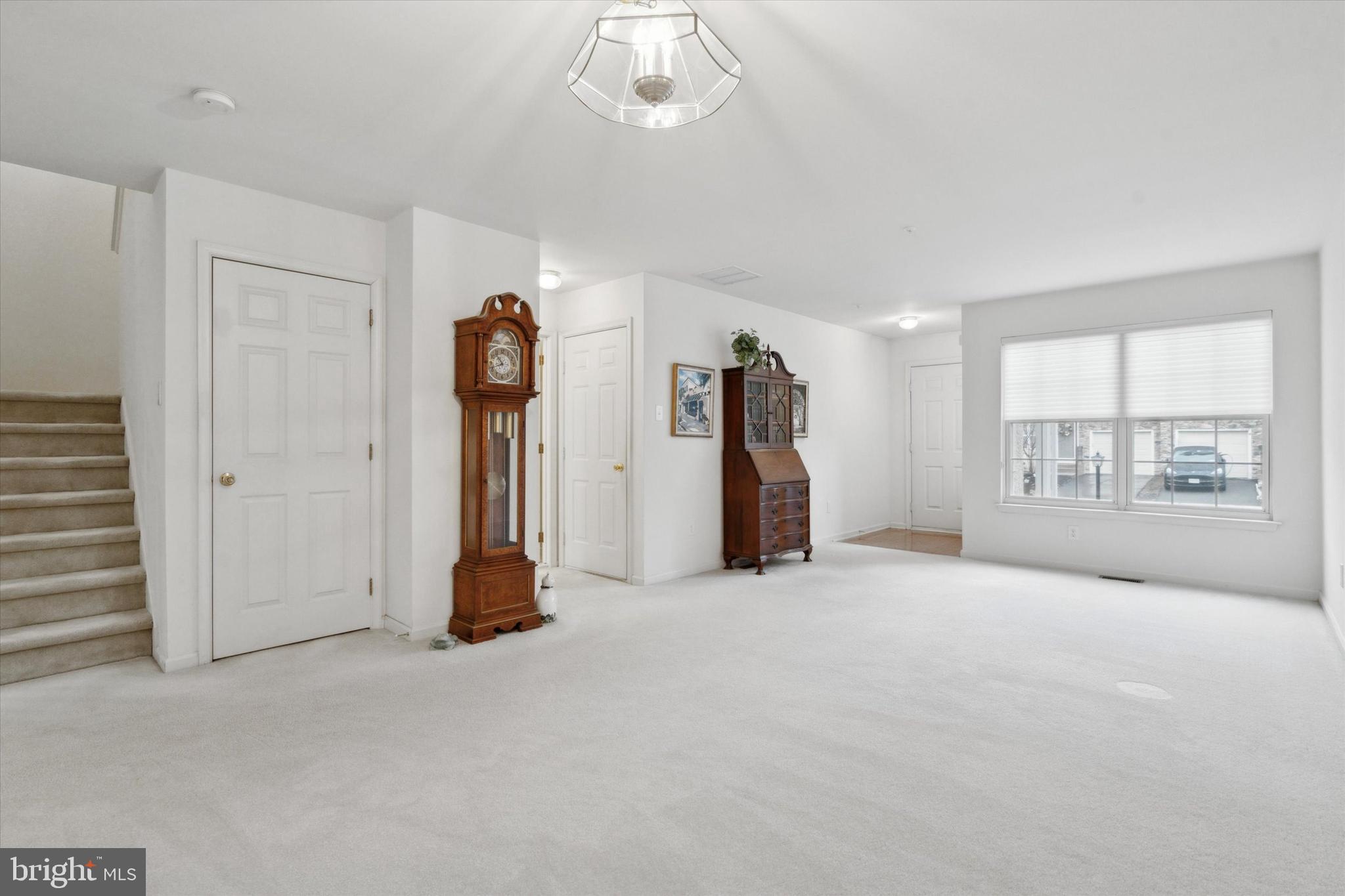 1448 Sweetbriar Dr