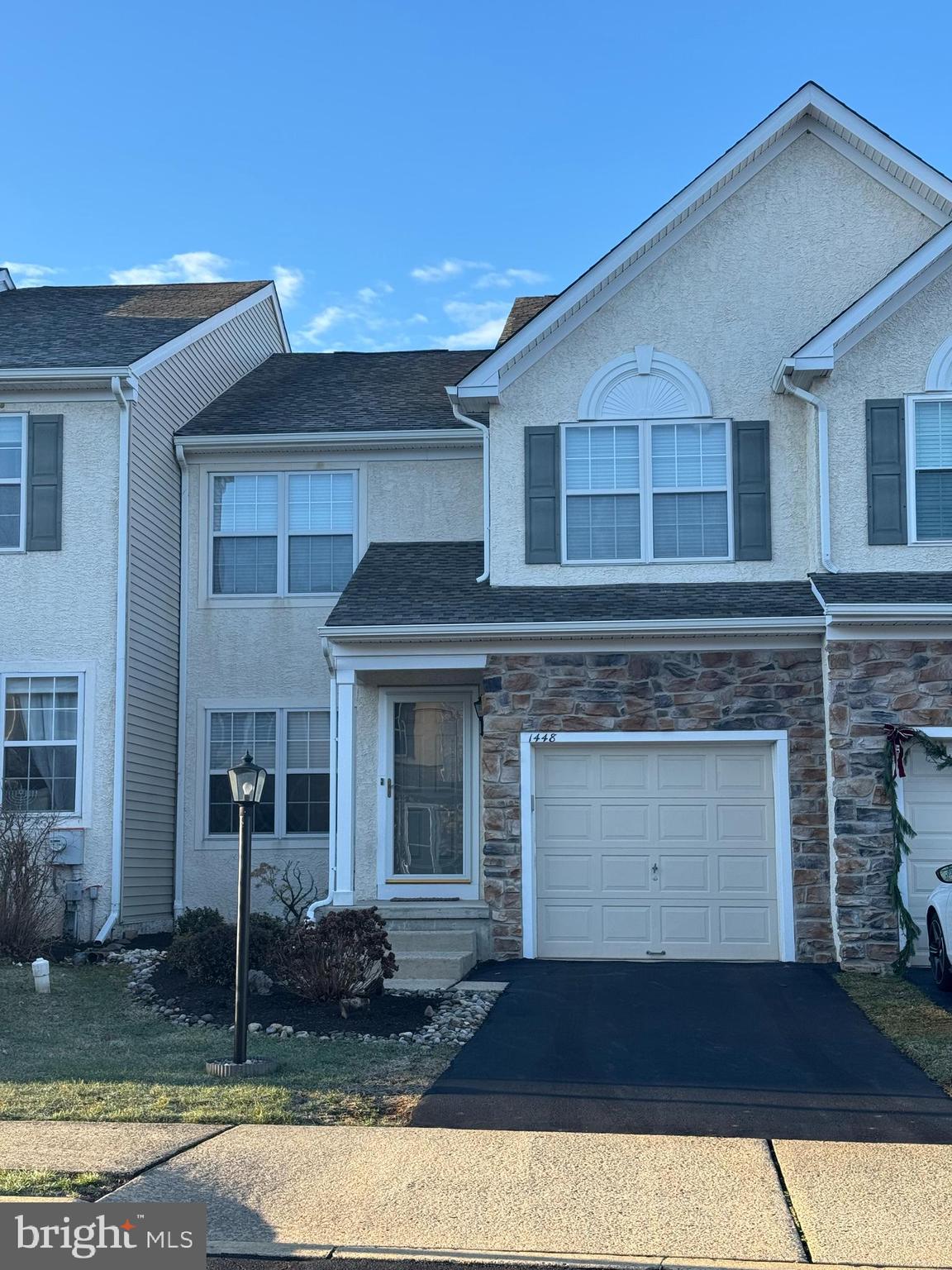 1448 Sweetbriar Dr