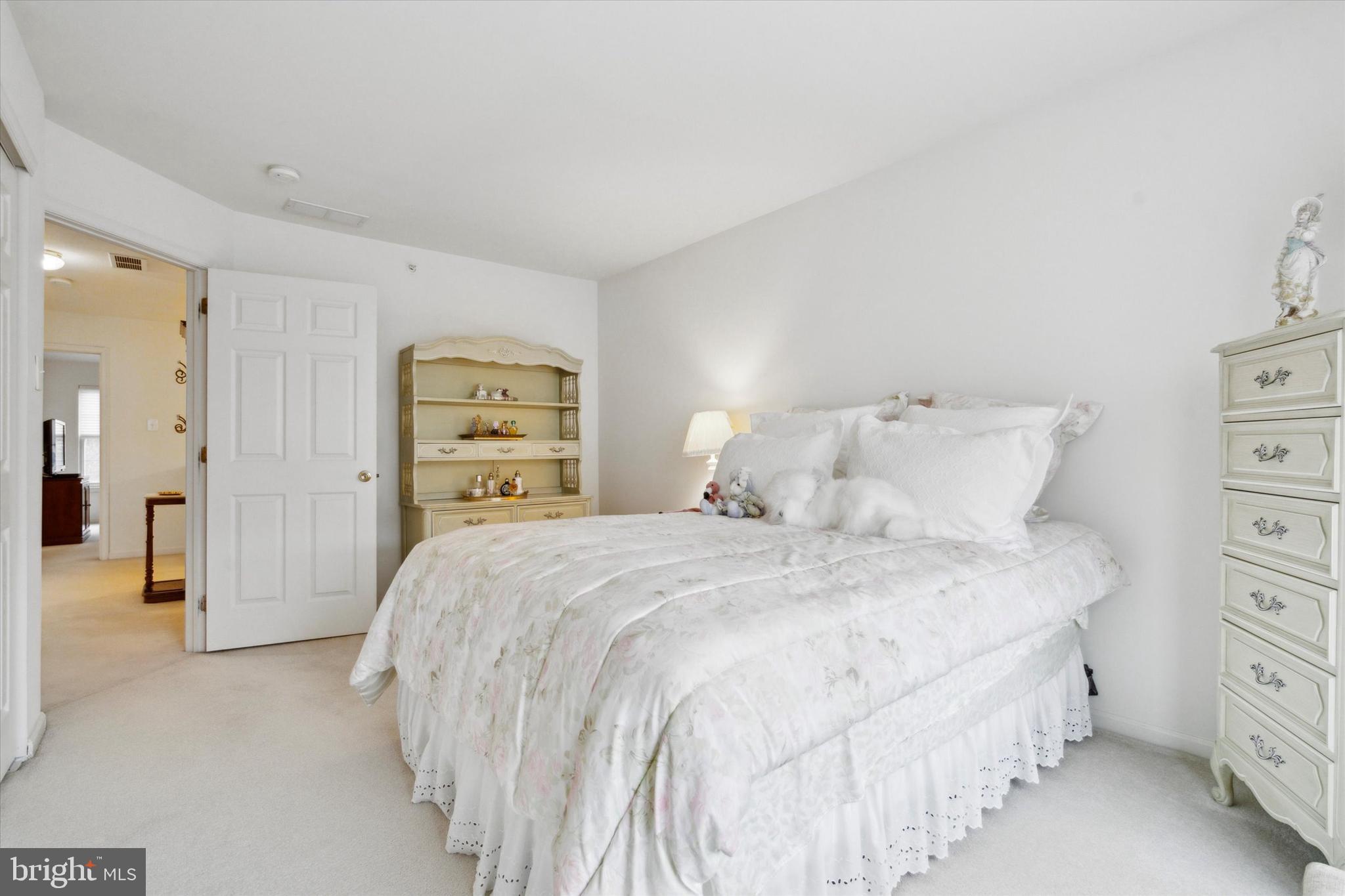 1448 Sweetbriar Dr