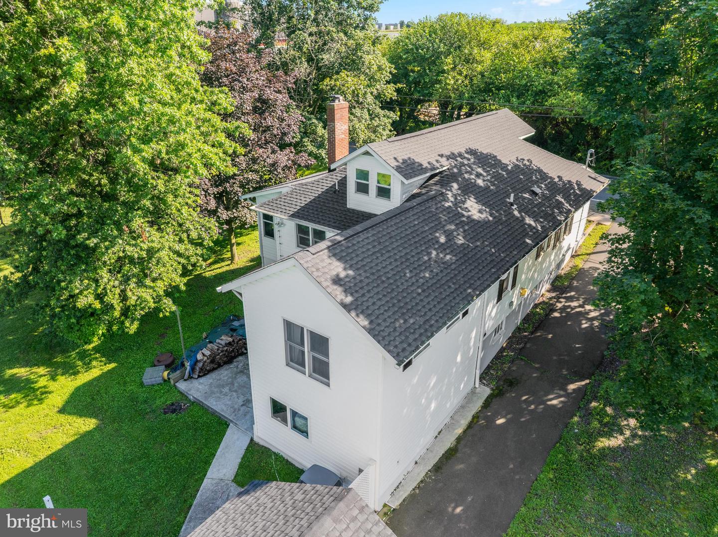 2255 Spinnerstown Rd
