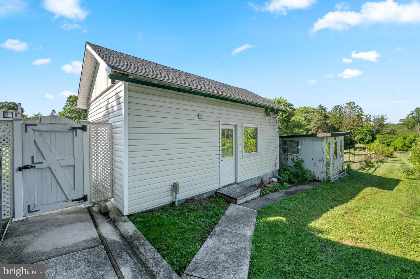 2255 Spinnerstown Rd