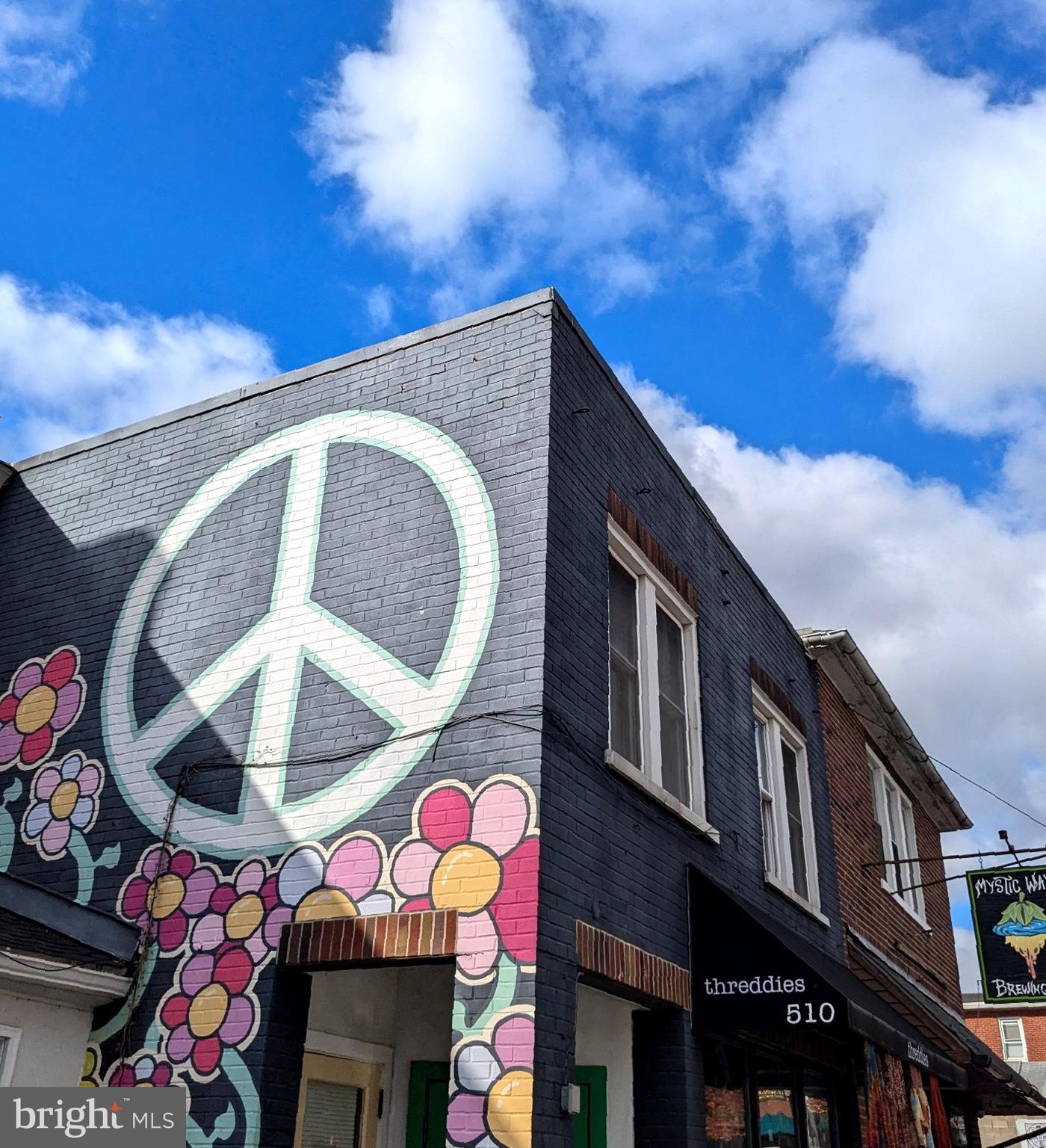 510 W WALNUT STREET 1