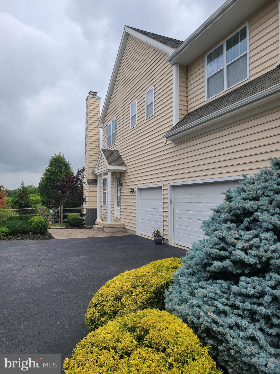 229 WINDHAM DR