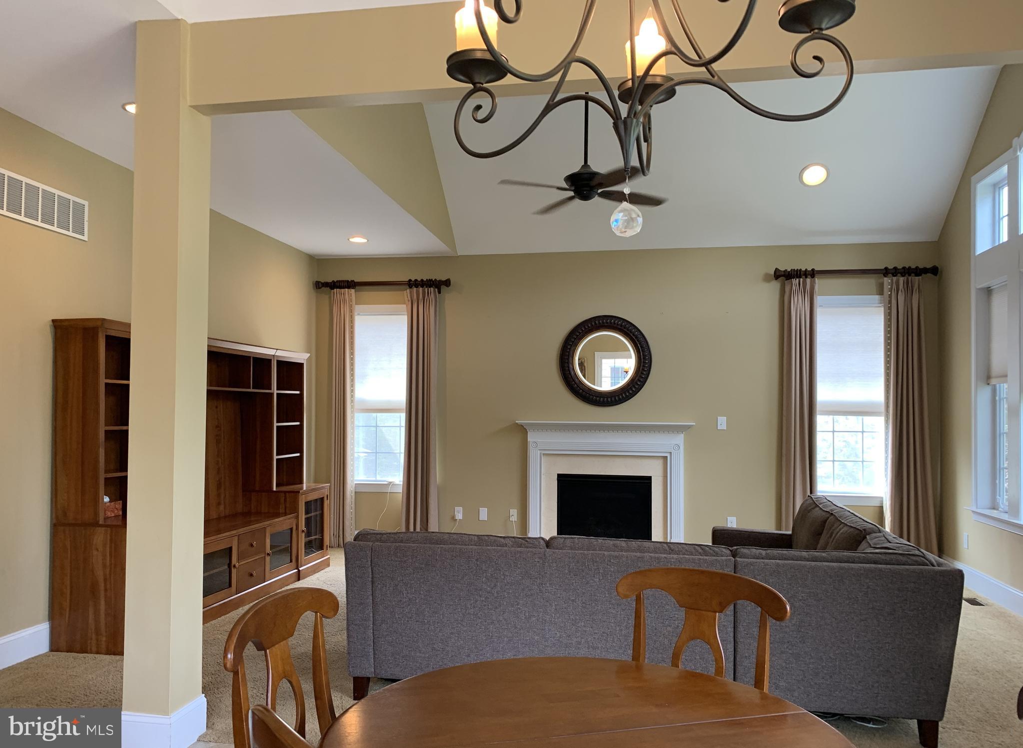 229 WINDHAM DR