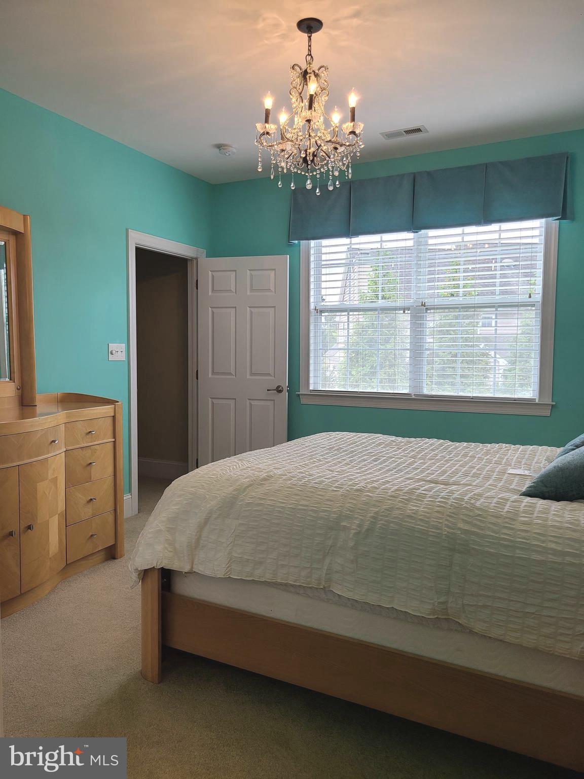 229 WINDHAM DR