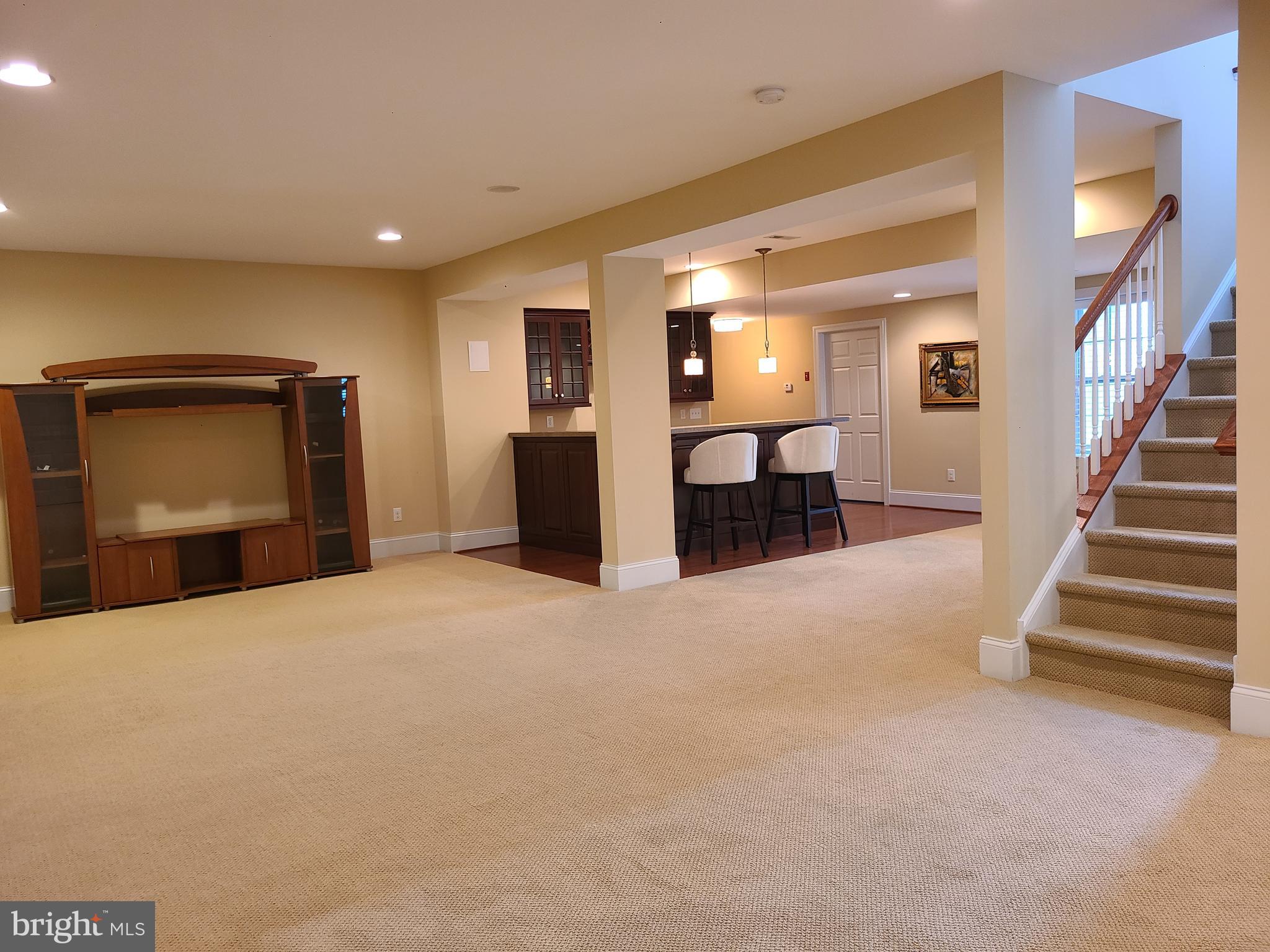 229 WINDHAM DR