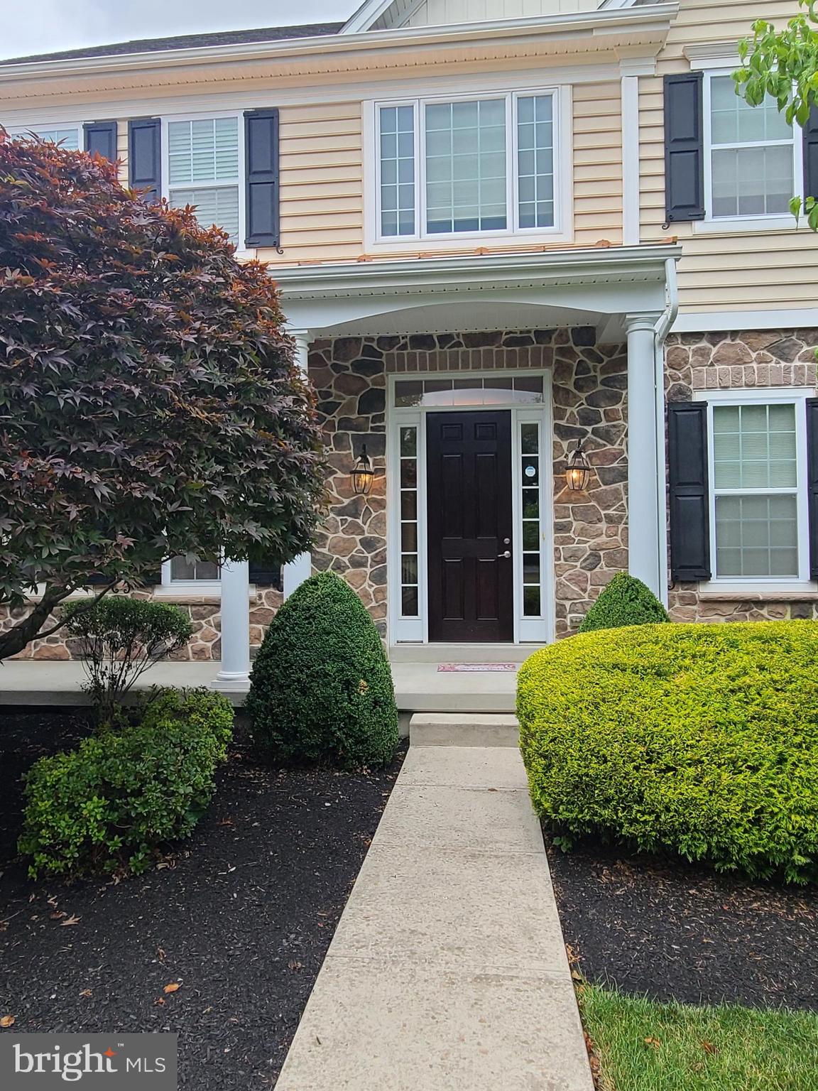 229 WINDHAM DR