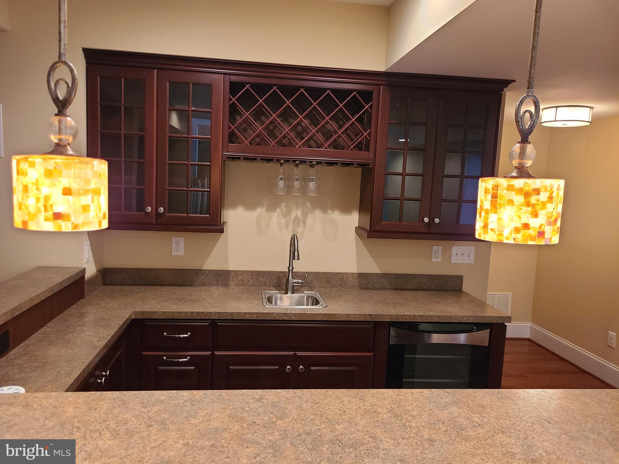 229 WINDHAM DR