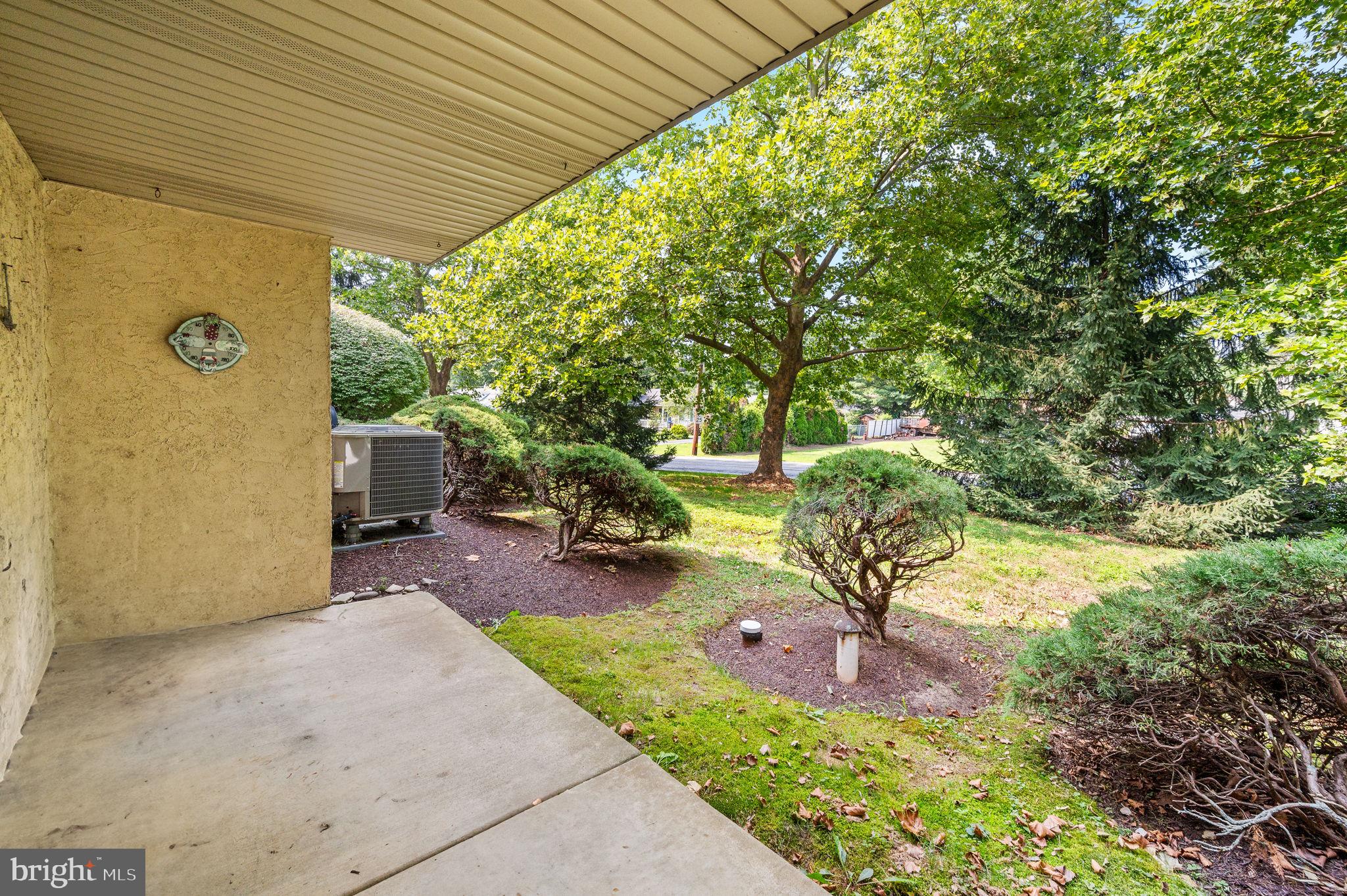 213 Westridge Pl N N