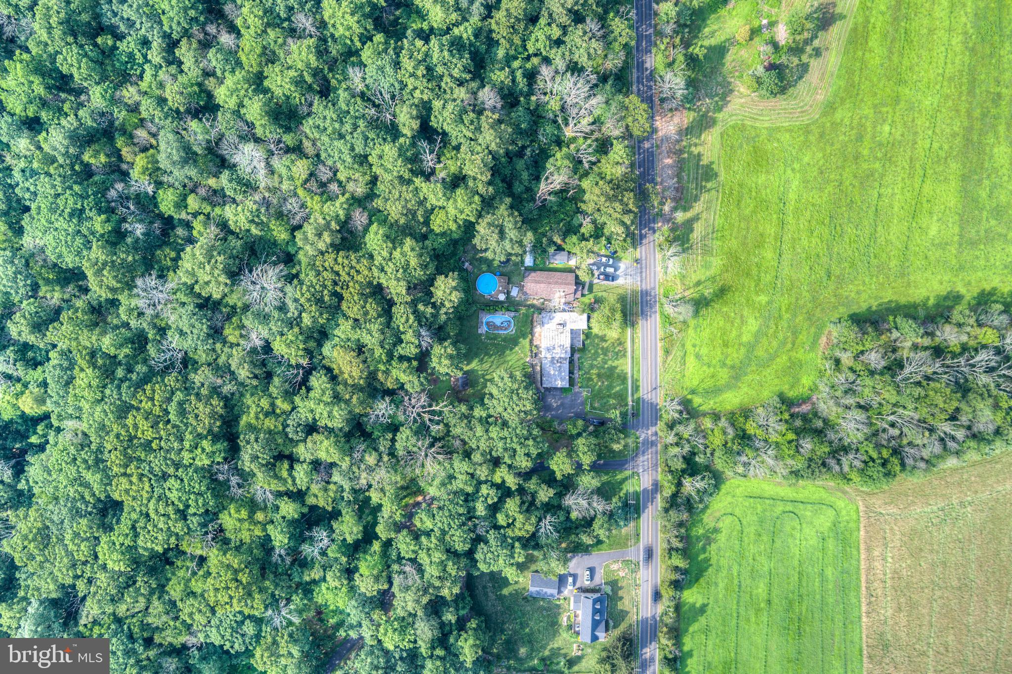 821 SCHWENKSVILLE ROAD
