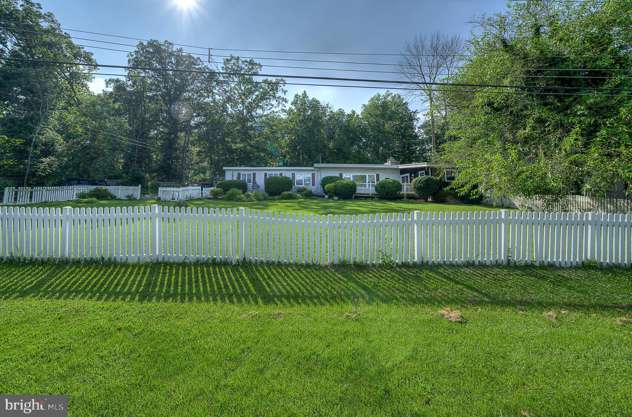 821 SCHWENKSVILLE ROAD