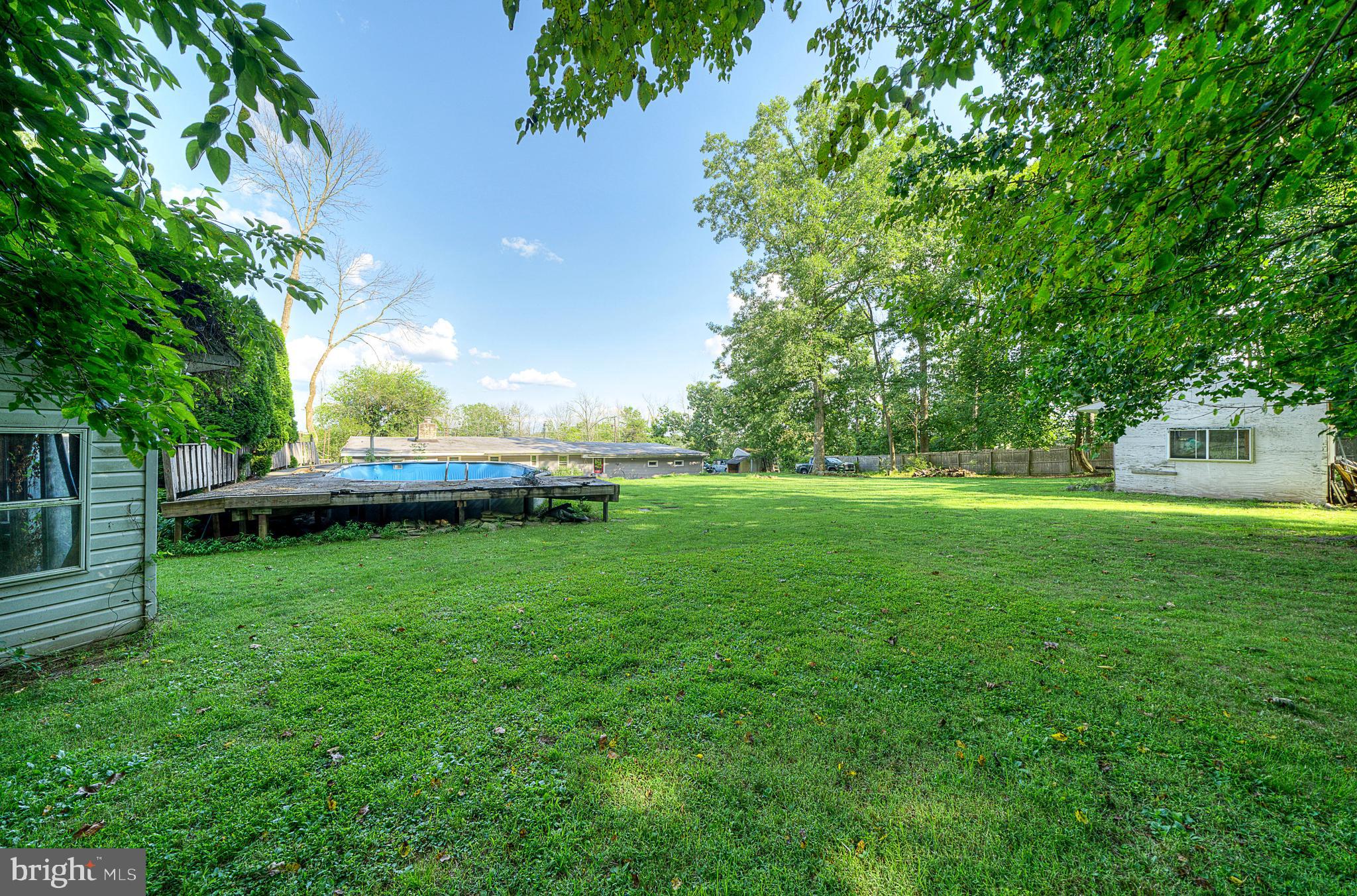 821 SCHWENKSVILLE ROAD