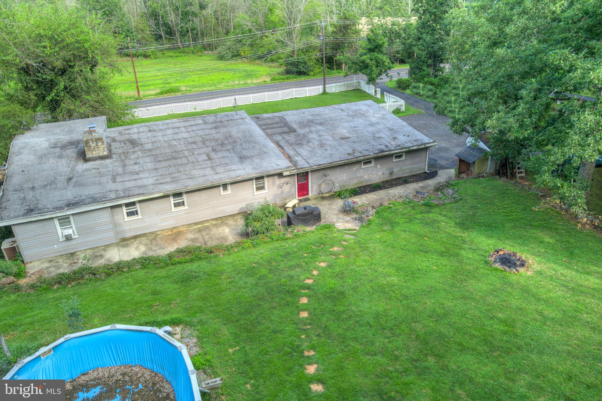 821 SCHWENKSVILLE ROAD