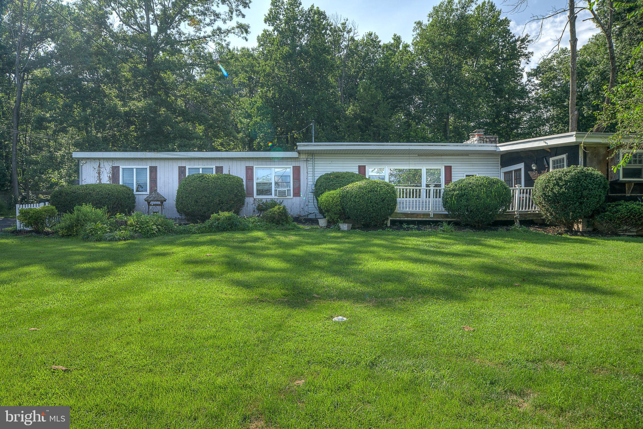 821 SCHWENKSVILLE ROAD