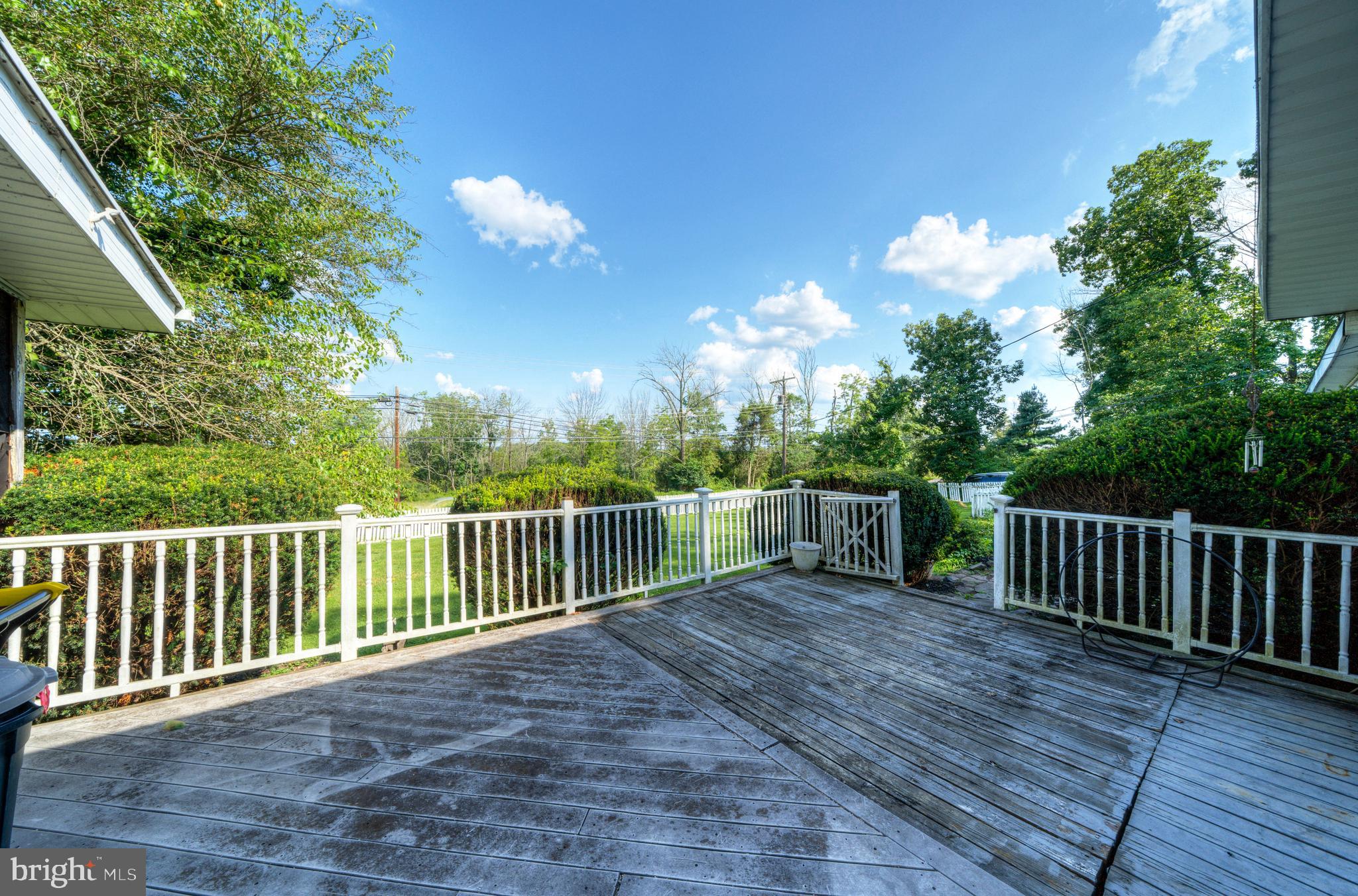 821 SCHWENKSVILLE ROAD