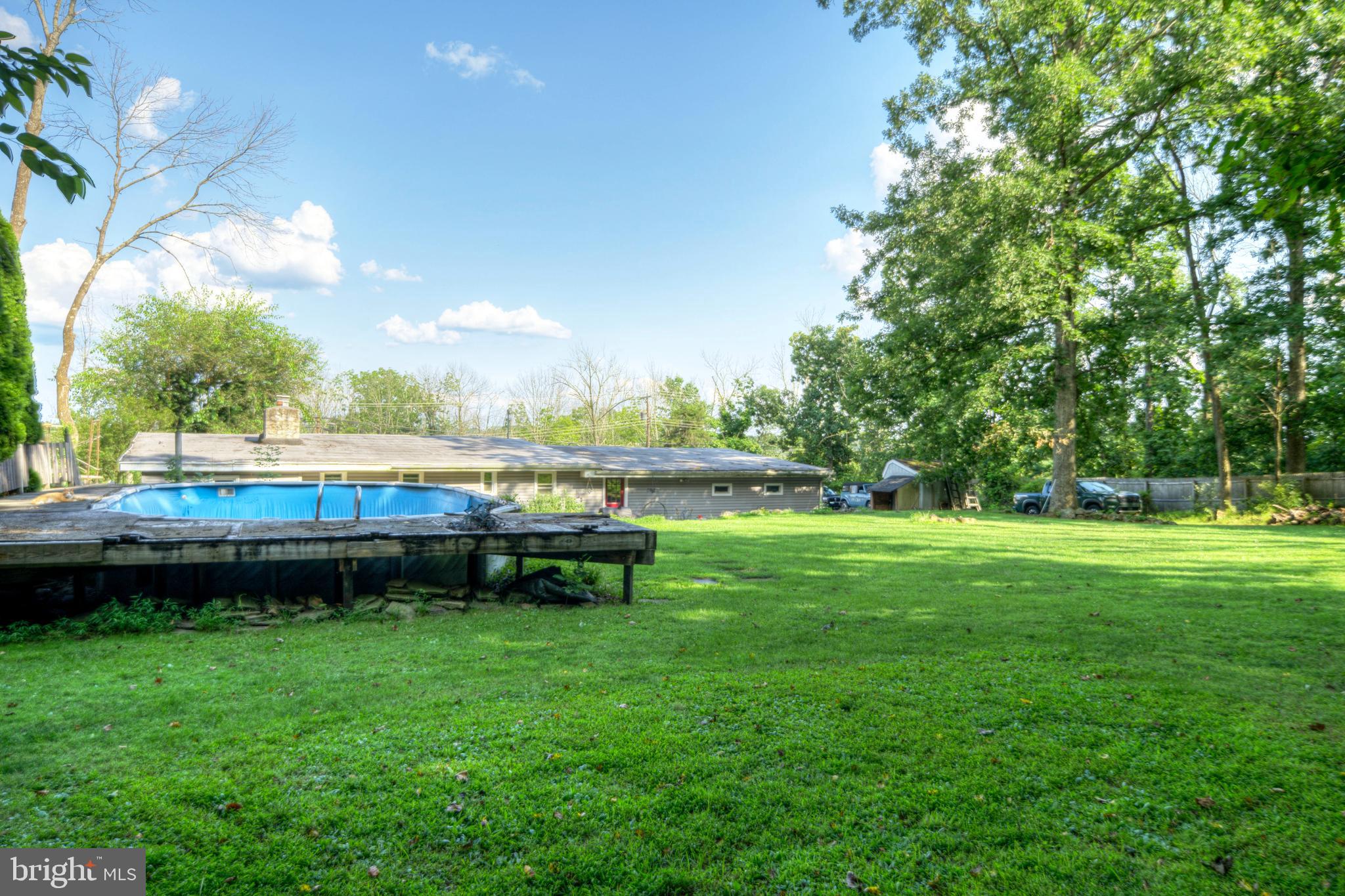 821 SCHWENKSVILLE ROAD