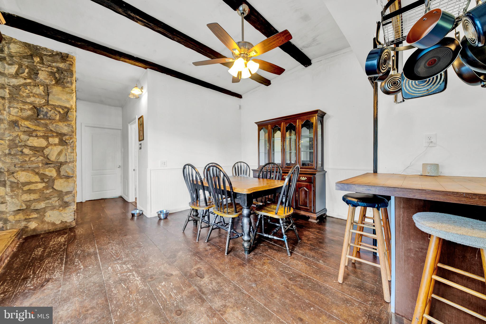 821 SCHWENKSVILLE ROAD