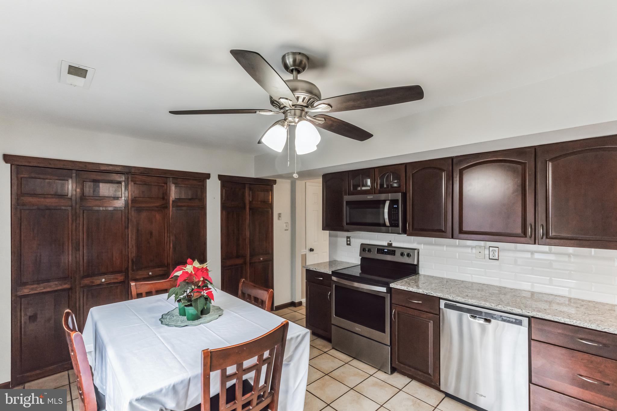 2138 Fort Bevon ROAD