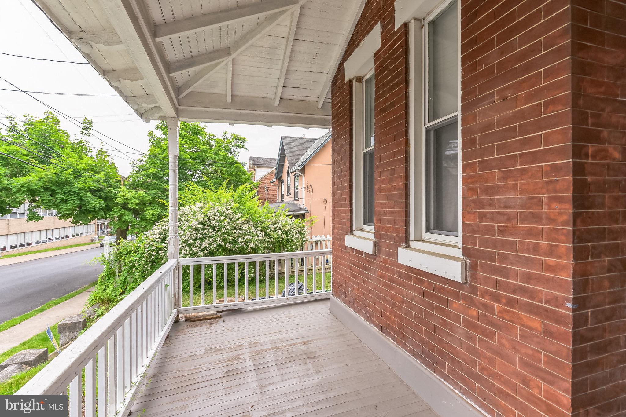 353 Church St