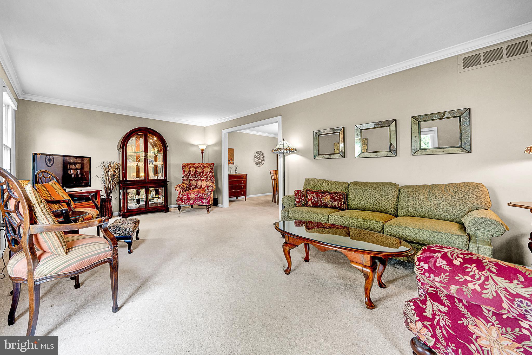 776 Collins Ave