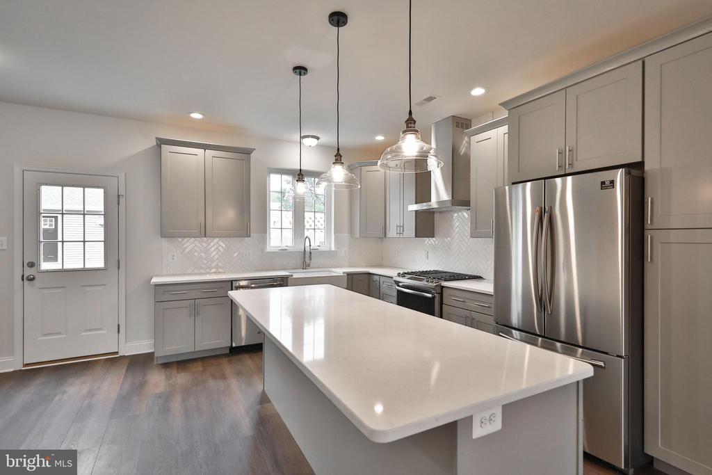 401 E 8th Ave #Lot 23